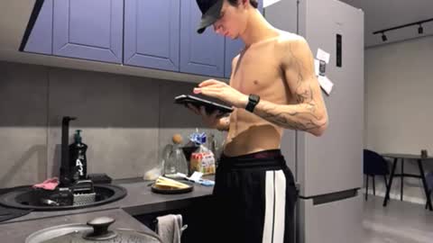 Snapshot of maxxxblaze_35 chatting on September 26, 2025, 1:53 am Max online show from September 26, 2025, 1:53 am