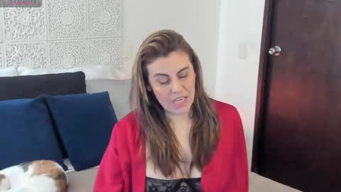 Victoria online show from December 18, 2025, 5:08 pm