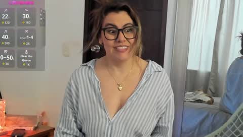 Victoria online show from March 31, 2026, 10:10 pm