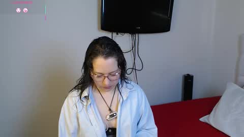 Snapshot of may_bloom chatting on February 20, 2026, 6:08 pm May online show from February 20, 2026, 6:08 pm