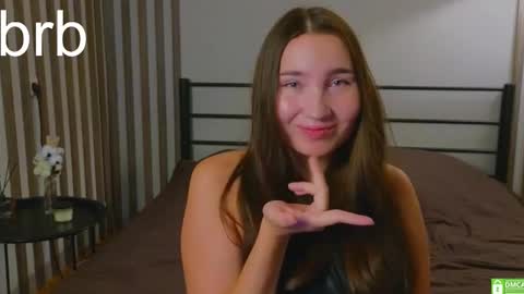 Dani and May online show from December 15, 2025, 12:09 pm