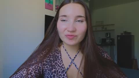 Dani and May online show from April 5, 2026, 9:50 am