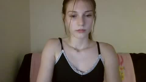 Snapshot of may_is_baby chatting on July 16, 2026, 11:11 pm may_is_baby online show from July 16, 2026, 11:11 pm