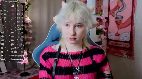 Snapshot of may_leaf chatting on February 26, 2026, 12:53 am Mary online show from February 26, 2026, 12:53 am