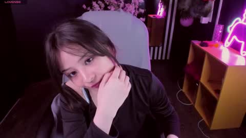 may_lings online show from May 10, 2026, 11:26 am