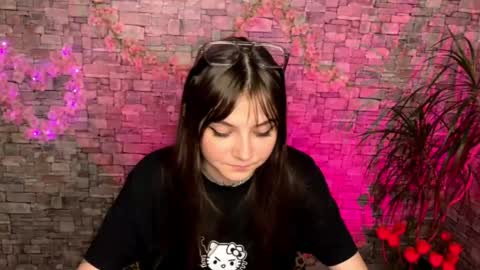 may online show from May 7, 2026, 5:29 pm