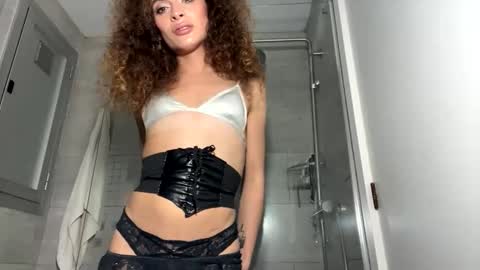 Maya transgirl online show from October 17, 2025, 7:27 pm