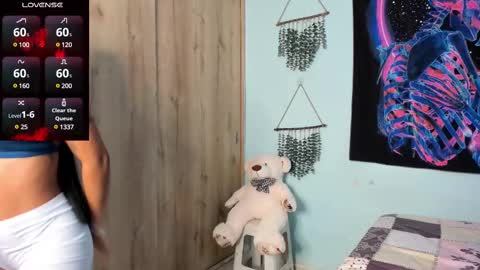 Snapshot of maya__fox chatting on February 15, 2025, 10:10 pm OF mayitta19 online show from February 15, 2025, 10:10 pm