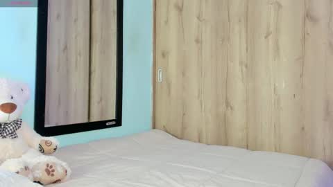 Snapshot of maya__fox chatting on March 26, 2026, 11:32 pm OF mayitta19 online show from March 26, 2026, 11:32 pm