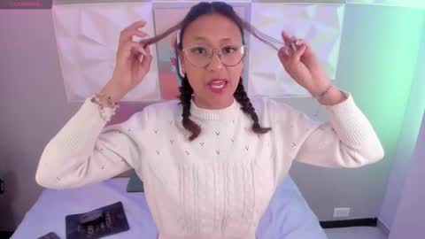 Maya online show from December 22, 2025, 12:02 pm