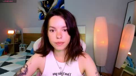 MAYA online show from July 5, 2026, 1:34 am
