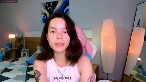 MAYA online show from July 5, 2026, 4:19 am
