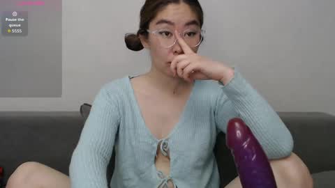 maya_kumashiro online show from May 14, 2026, 8:15 pm
