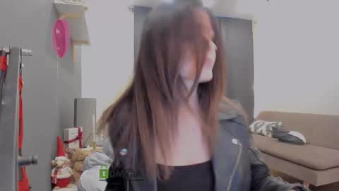 Maya online show from February 21, 2026, 3:02 pm