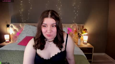 Snapshot of maya_raay chatting on April 9, 2026, 1:16 am Maya online show from April 9, 2026, 1:16 am