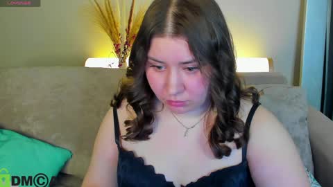 Snapshot of maya_raay chatting on April 10, 2026, 1:11 am Maya online show from April 10, 2026, 1:11 am