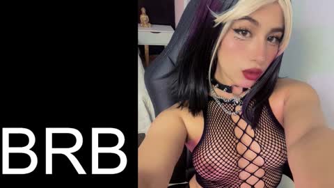 Snapshot of maya_rivers chatting on February 4, 2026, 3:56 am Maya online show from February 4, 2026, 3:56 am