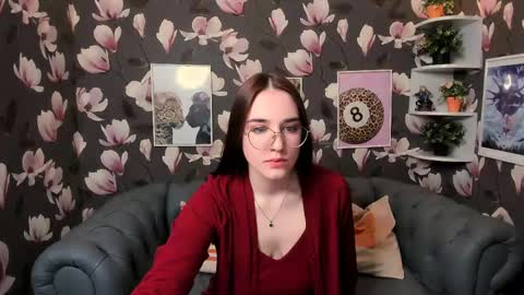 maya_winters online show from May 6, 2026, 11:04 am