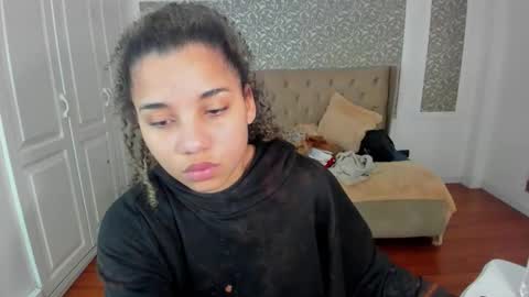 Maya online show from September 17, 2025, 2:02 am