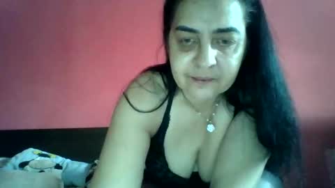 Snapshot of mayamorgen chatting on February 4, 2026, 10:21 am maya online show from February 4, 2026, 10:21 am