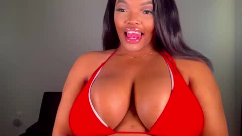 MayBabi online show from January 10, 2025, 3:27 pm