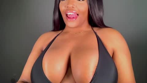 MayBabi online show from February 7, 2025, 11:01 am