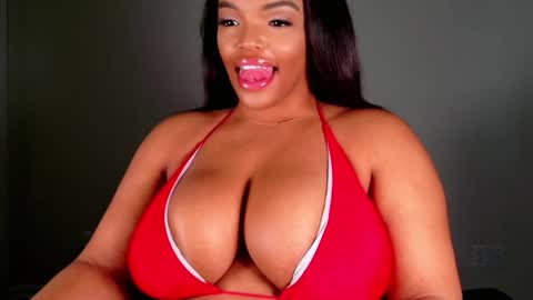 MayBabi online show from February 20, 2025, 2:24 pm