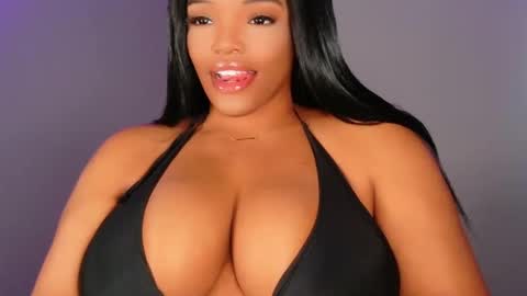 MayBabi online show from September 14, 2025, 3:44 pm