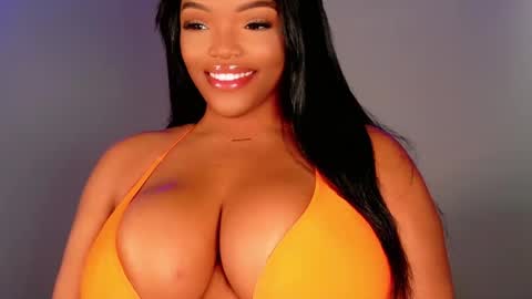 MayBabi online show from September 24, 2025, 12:08 pm