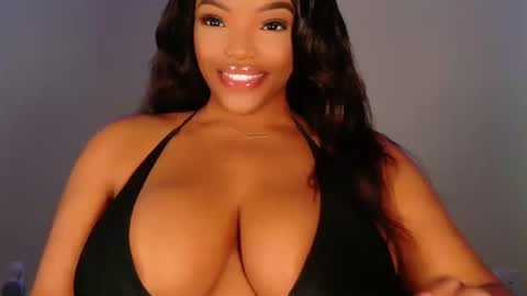 MayBabi online show from November 2, 2025, 2:19 pm