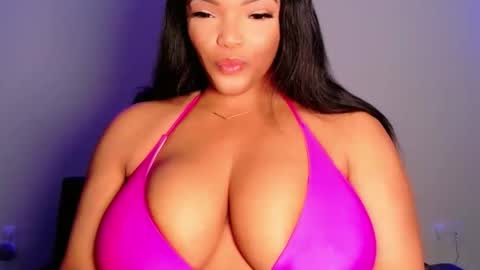 MayBabi online show from March 18, 2026, 12:36 am