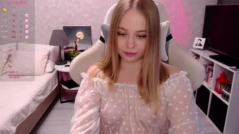 maybebabyx online show from January 20, 2025, 6:53 am