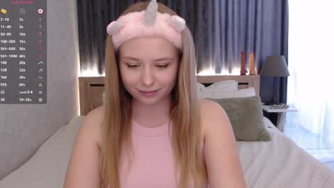 maybebabyx online show from June 4, 2026, 3:01 am