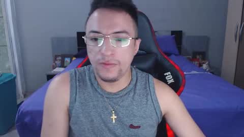 Mayke online show from November 17, 2025, 1:39 pm