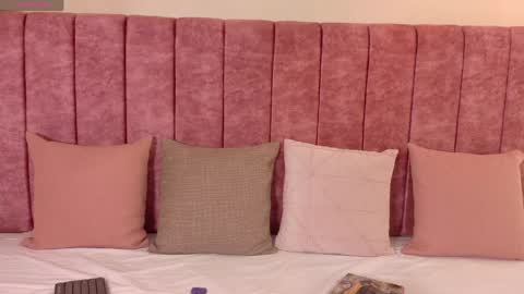 Rousse online show from April 20, 2026, 11:46 am