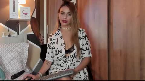 MaylinFox online show from September 30, 2025, 6:57 pm