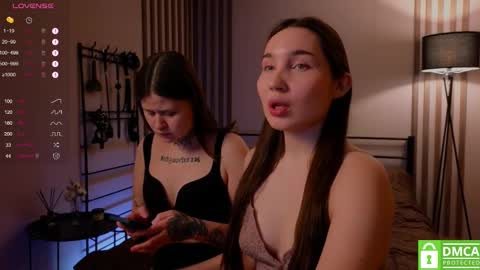 Snapshot of maymorri chatting on February 22, 2025, 12:40 pm Dani and May online show from February 22, 2025, 12:40 pm