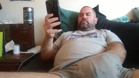 Snapshot of mayoramx chatting on December 17, 2024, 8:43 pm Dad bod 43 online show from December 17, 2024, 8:43 pm