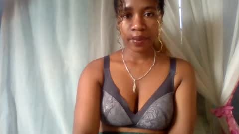 Snapshot of mayrah5 chatting on July 11, 2026, 6:27 am mayrah online show from July 11, 2026, 6:27 am