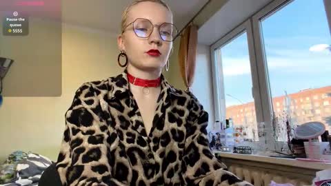 olivia online show from March 19, 2026, 3:16 pm