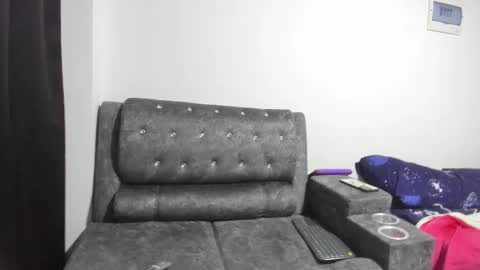 Mayte  online show from October 4, 2025, 1:25 am