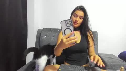 Mayte  online show from October 6, 2025, 11:57 pm