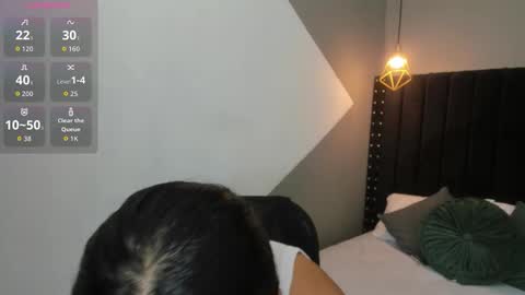 Mayu KIm online show from November 20, 2025, 11:10 am