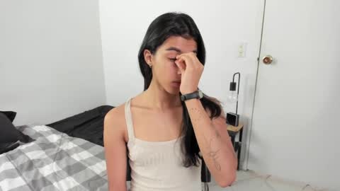 Snapshot of mazikeen_18 chatting on April 3, 2026, 1:53 pm mazikeen_18 online show from April 3, 2026, 1:53 pm