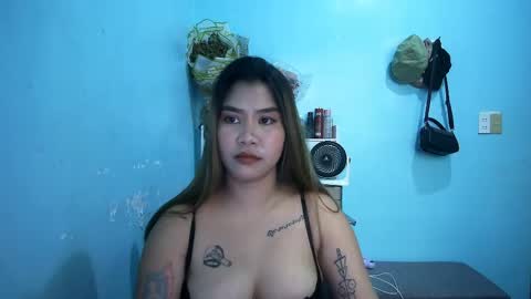 mazikeen_mazee online show from April 13, 2026, 7:58 am