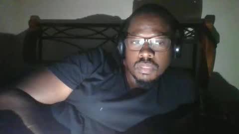 Mark online show from November 7, 2025, 8:03 am