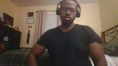 Mark online show from November 12, 2025, 6:14 am