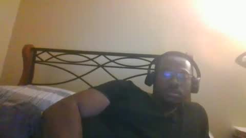 Snapshot of mbsupreme chatting on May 27, 2026, 2:41 am Mark online show from May 27, 2026, 2:41 am