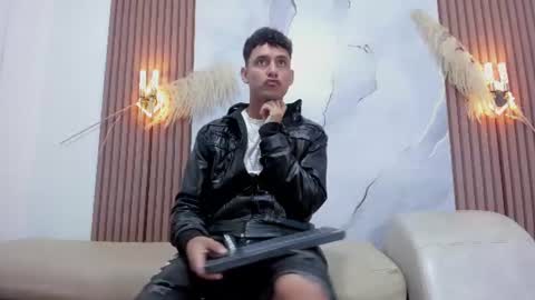 mckinley_os online show from July 3, 2026, 10:49 pm