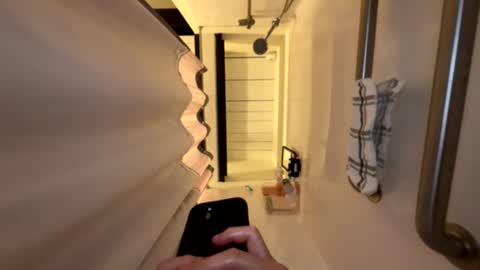 Snapshot of mdurand1137 chatting on October 20, 2025, 8:20 pm Dens cam online show from October 20, 2025, 8:20 pm